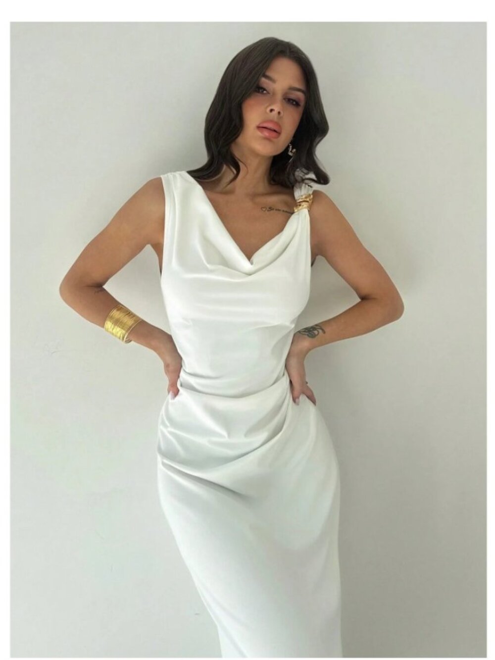NEW Firerie Medium 6 White Sleeveless Halter  Stretch Bodycon Dress Gold